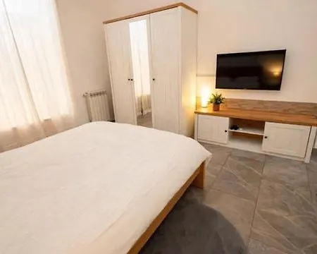 Daire Saia's Flat Roma